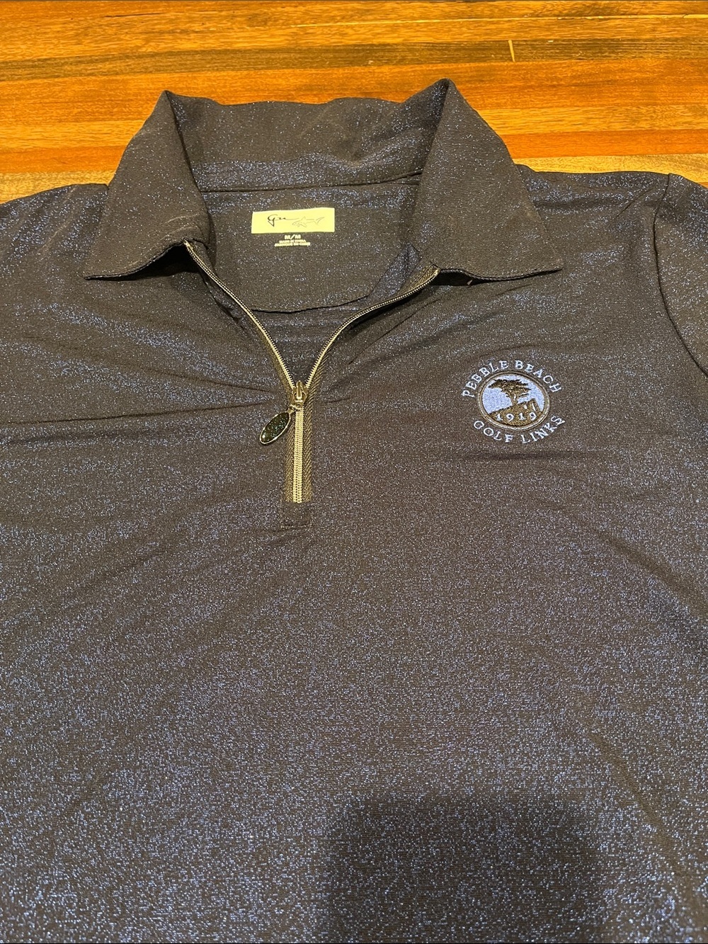 Greg Norman shimmer Long-Sleeve Golf Quarter-Zip Top with pebble beach logo - Picture 2 of 4